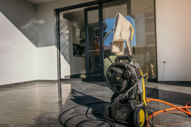 Best Animal Enclosure Cleaning  in Concord, MI